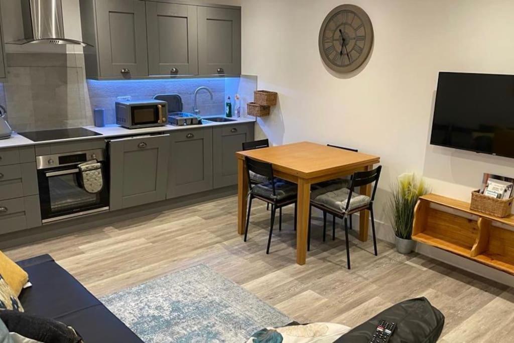 Comfortable Flat Close To The Beach Brighton Exterior foto